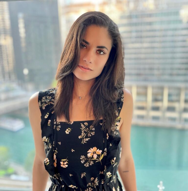 ari_lovexo